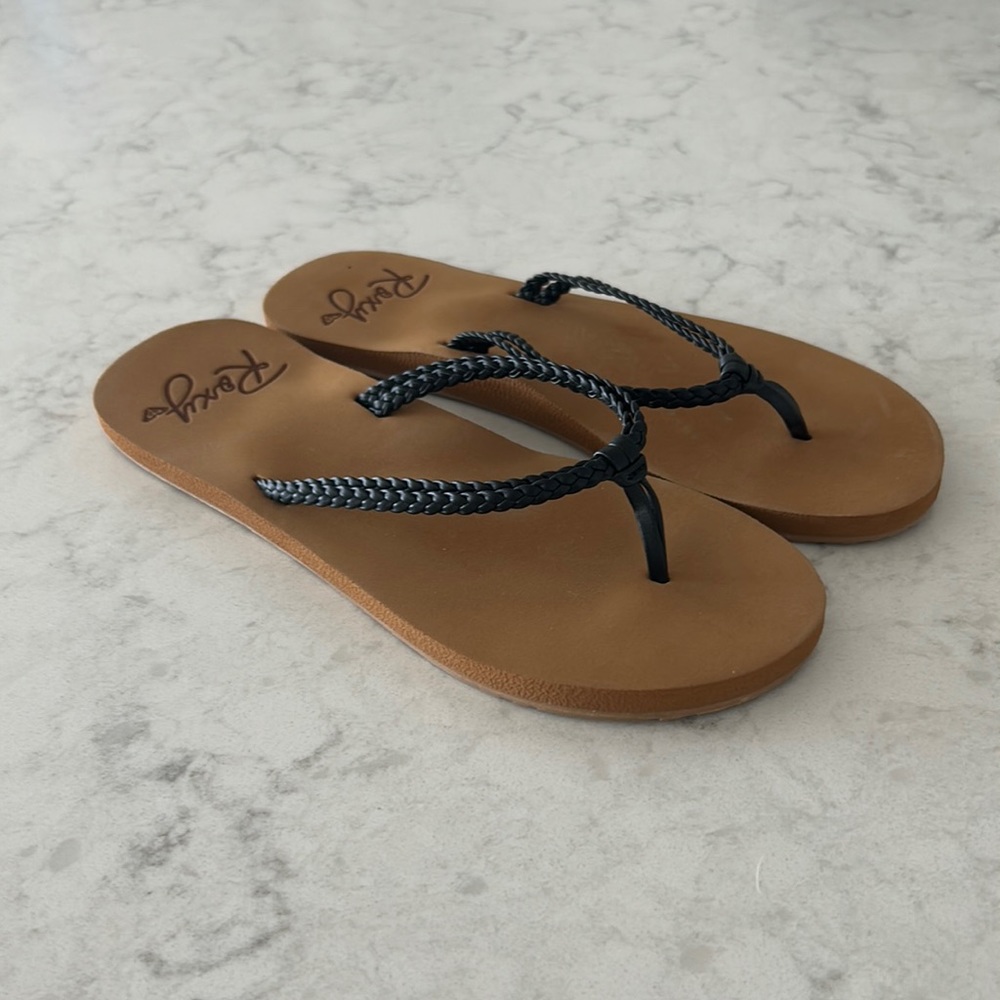 Roxy sandals